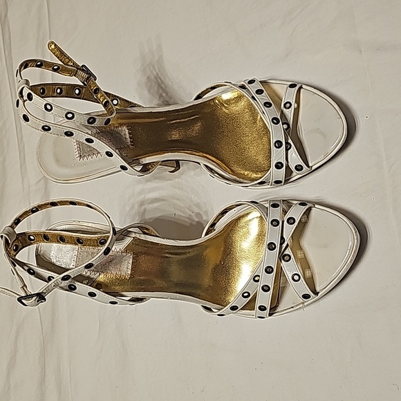 🍁Bundle of 2 for 15$🍁Jennifer Lopez White Sparkly T-Strap Platform Sandals - Picture 1 of 7